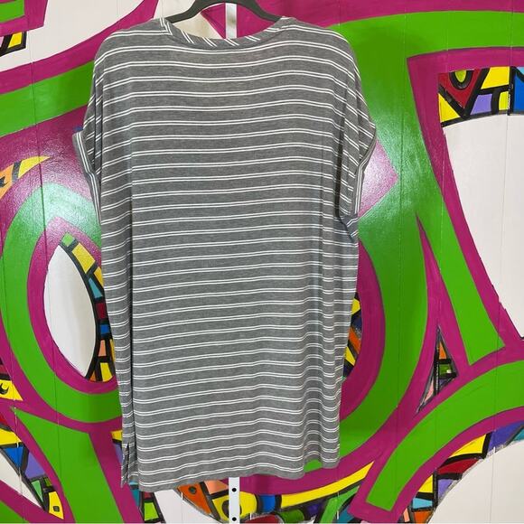 Jasmine & Ginger, Just Be Your Selfie, Striped Oversized Shirt. Size Large. - Picture 5 of 5